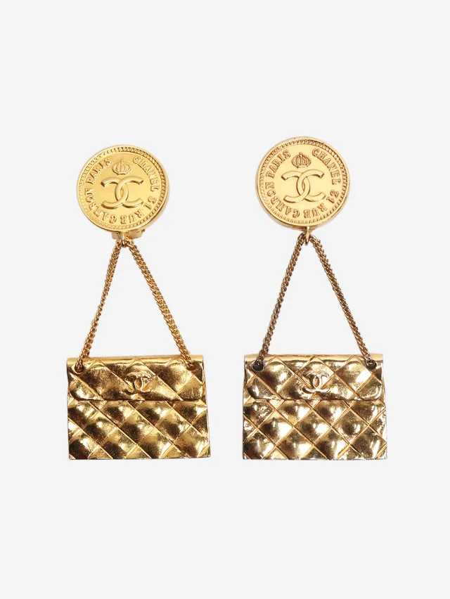 Chanel Gold Iconic CC Bag Motif 2.55 clip on earrings in Gold from Sign of the Times