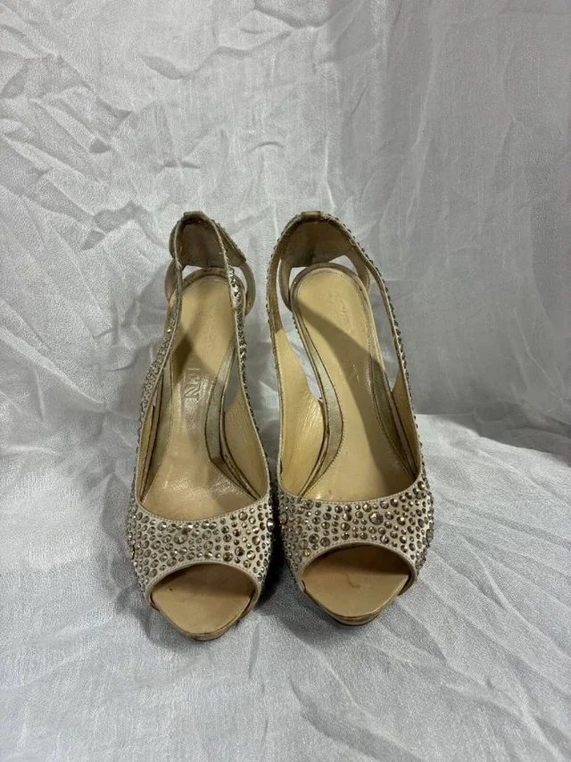 Alexander McQueen Crystal Embellished Peep-Toe Slingback Heels in Beige Leather from Oxfam Online Shop