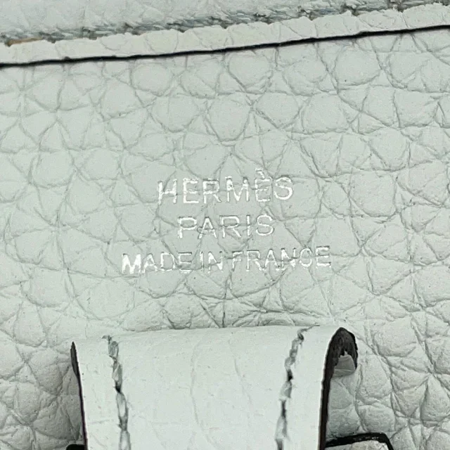 Hermès Evelyne Amazon Long Blue Pale/Etain Taurillon Clemence Size TPM in Taupe Clemence leather from GALLERY RARE, photo 17 of 18