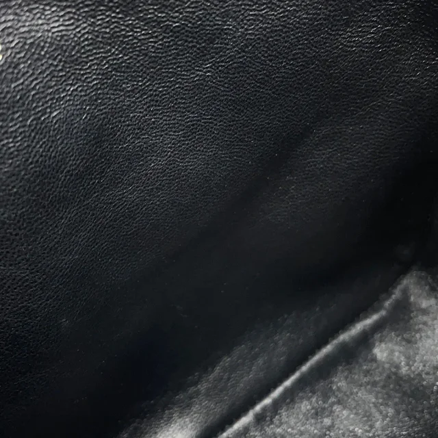 Chanel Matelasse fringed chain shoulder bag Black Patent Leather in Black Patent leather from GALLERY RARE, photo 10 of 18