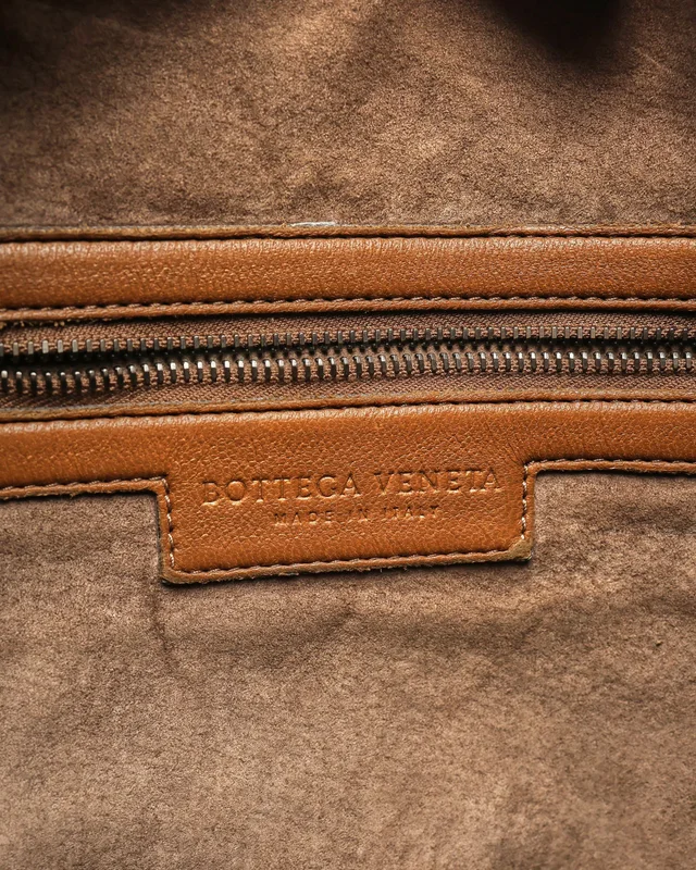 Bottega Veneta Medium Intrecciato Hobo Bag in Woven leather from A Retro Tale, photo 7 of 9