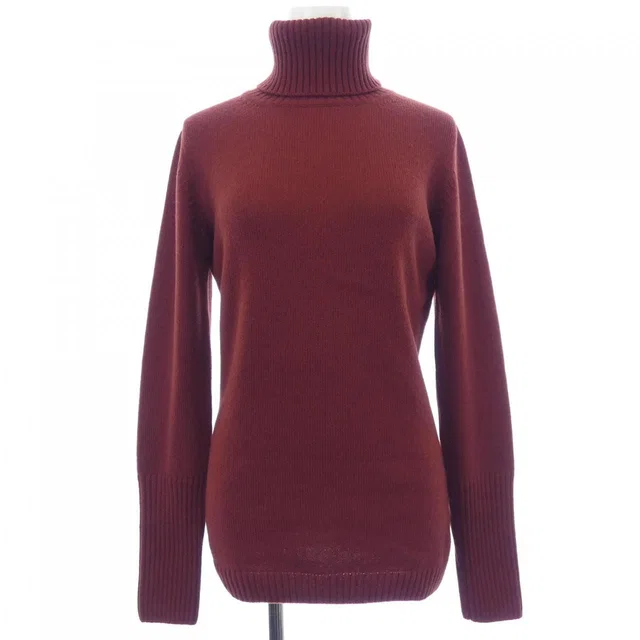 Loro Piana Knit Sweater in Cashmere from The Reluxe