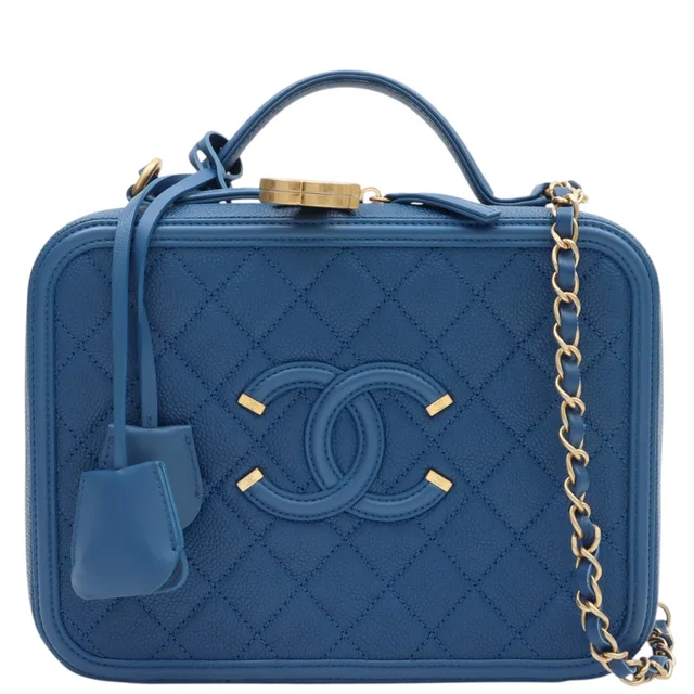 Chanel circa 2019 Caviar Skin CC Filigree Chain Shoulder Bag Blue in Blue Caviar leather from VINTAGE QOO TOKYO