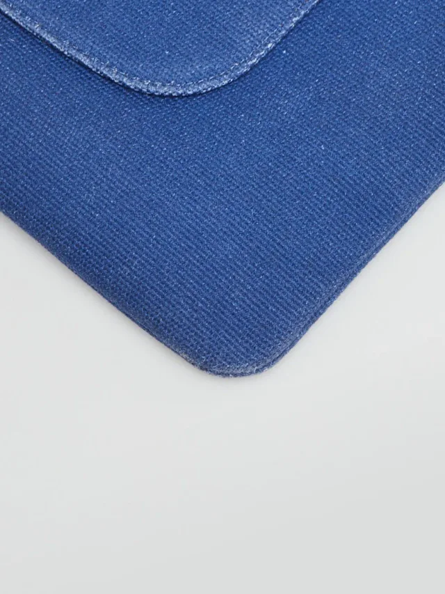 Chanel Blue/White Canvas La Pausa Medium O-Zip Case in White Canvas from Yoogis, photo 3 of 8