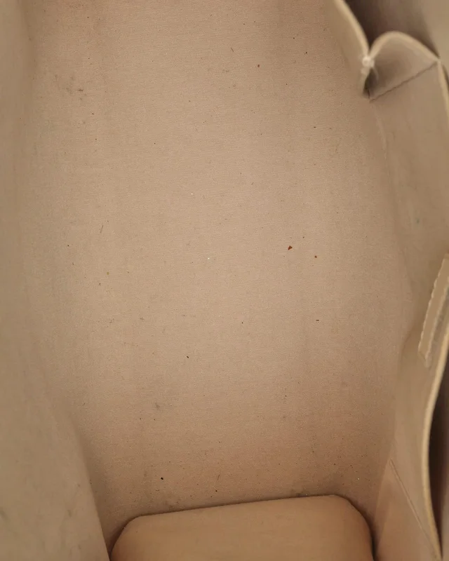 Louis Vuitton Epi Madeleine GM Bag in Leather from A Retro Tale, photo 10 of 11