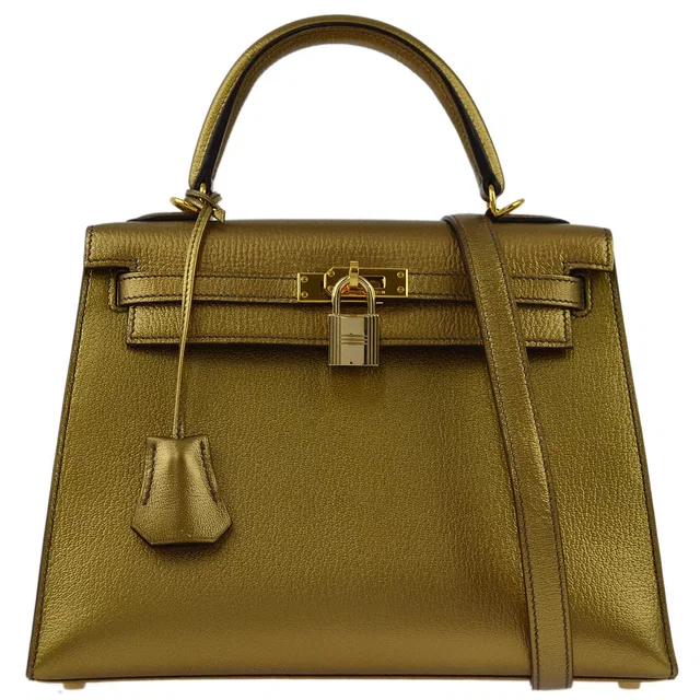 Hermès 2005 Athens Olympics Limited Edition Metallic Gold Chevre Kelly 25 Sellier in Gold Goatskin from AMORE Vintage Tokyo