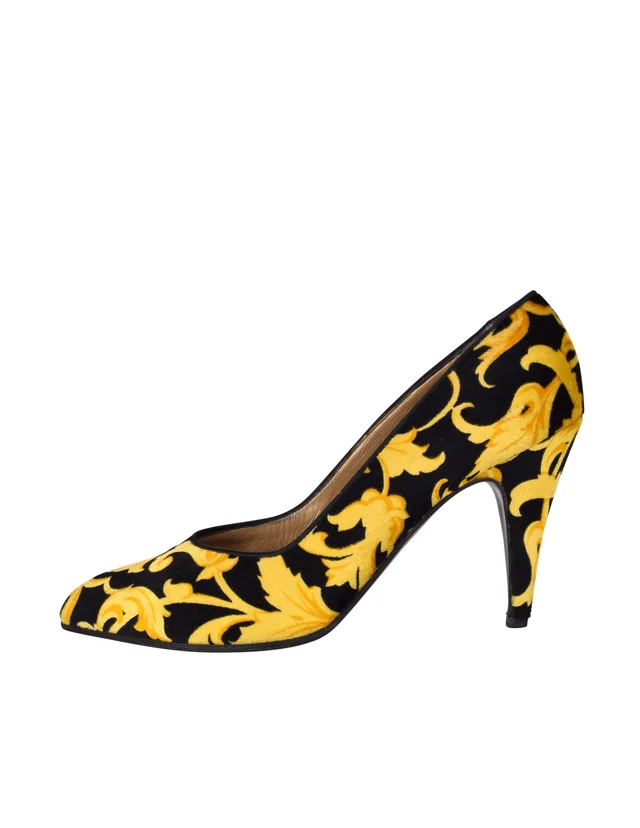 Versace Vintage Early 1990s Black and Yellow Baroque Print Velvet Pumps in Black Velvet from Amarcord Vintage Fashion