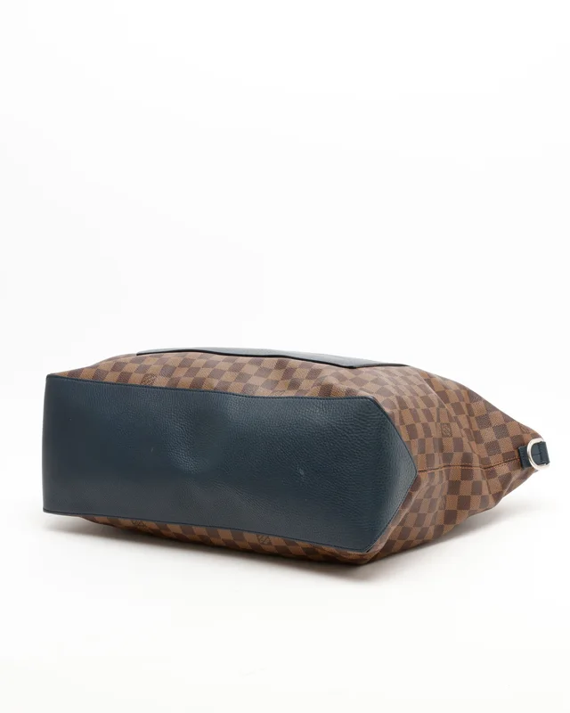 Louis Vuitton Damier Ebene Tote Bag in Brown Canvas from A Retro Tale, photo 5 of 9