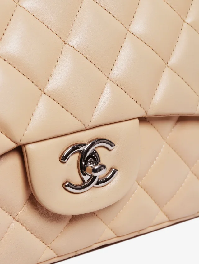Chanel Beige 2009 classic single flap bag in Beige Woven leather from Sign of the Times, photo 6 of 10