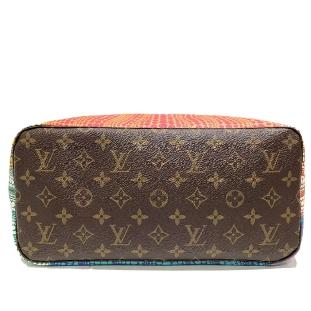 Louis Vuitton Neverfull Monogram Tote Limited in Brown Canvas from LuxUness, photo 3 of 9