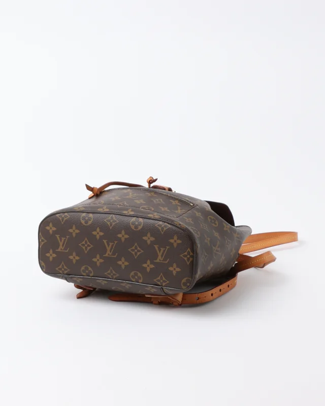 Louis Vuitton Monogram New Montsouris MM Backpack in Coated canvas from A Retro Tale, photo 4 of 8