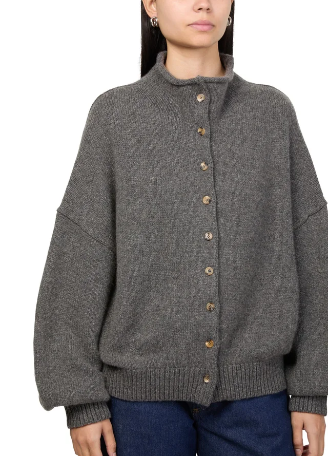 KHAITE Nelya cardigan in Beige 100% cashmere, photo 4 of 6 from 24S (US)