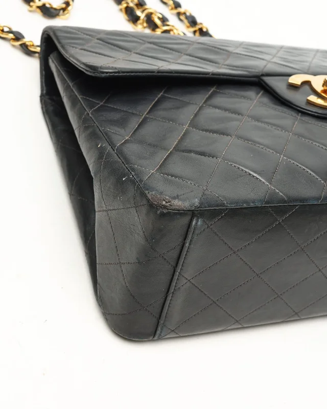 Chanel Classic Maxi Single Flap Bag in Leather from A Retro Tale, photo 5 of 8