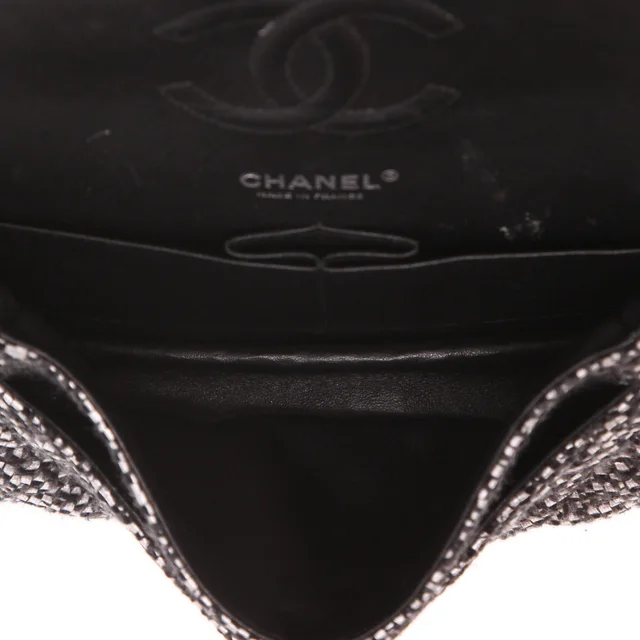 Chanel Timeless Classic handbag in Noir and white jersey in Black Canvas from Collector Square, photo 4 of 4