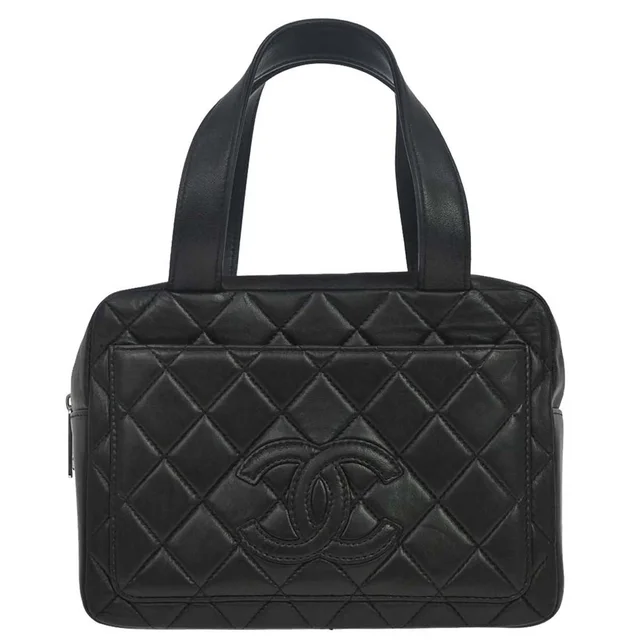 Chanel 2000-2002 Black Lambskin Handbag in Black Lambskin from AMORE Vintage Tokyo