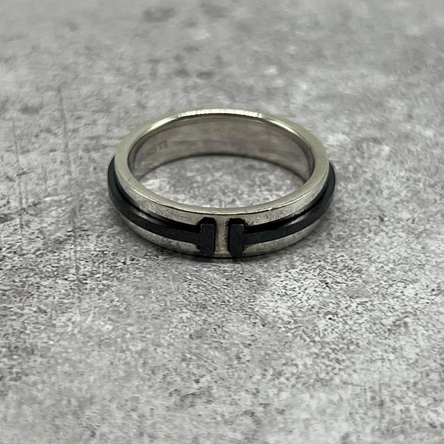 Tiffany & Co. T Two Ring TI from The Reluxe