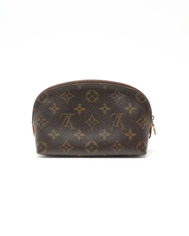 Louis Vuitton Monogram Cosmetic Pouch in Coated canvas from A Retro Tale, photo 2 of 4