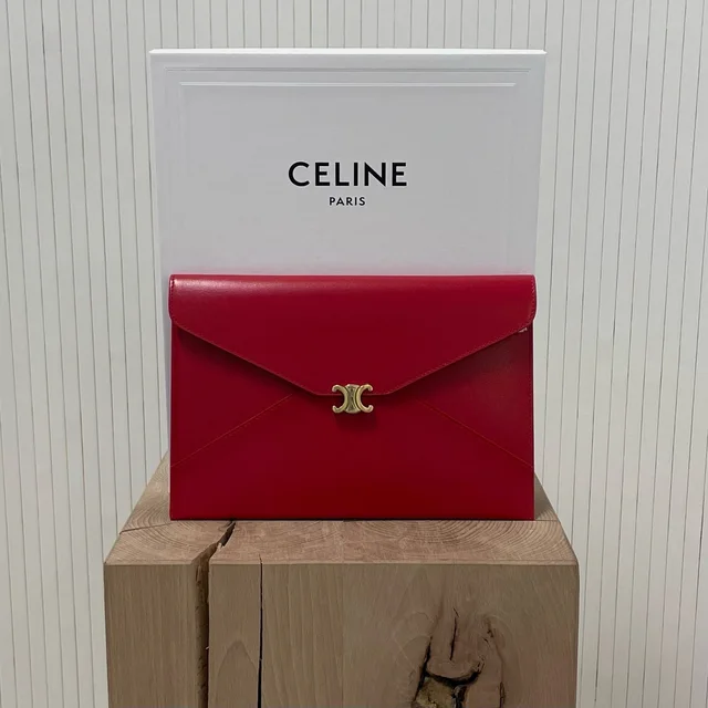 Celine Flap clutch, photo 4 of 5 from SENSER