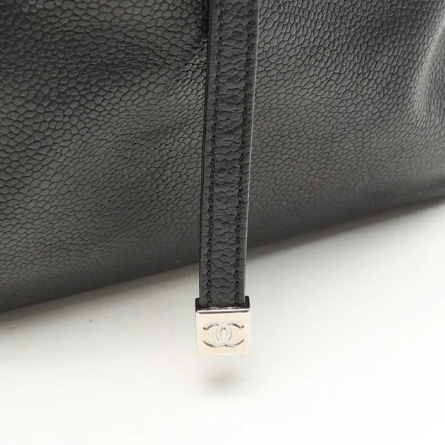 Chanel CC Boston Bag in Caviar leather from A Retro Tale, photo 7 of 11