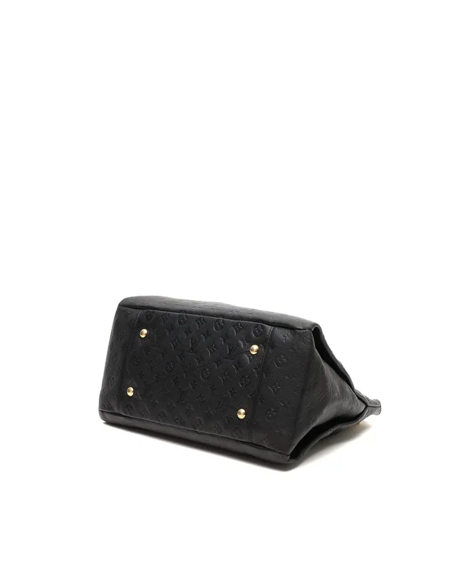 Louis Vuitton Empreinte Artsy MM Bag in Leather from A Retro Tale, photo 4 of 11