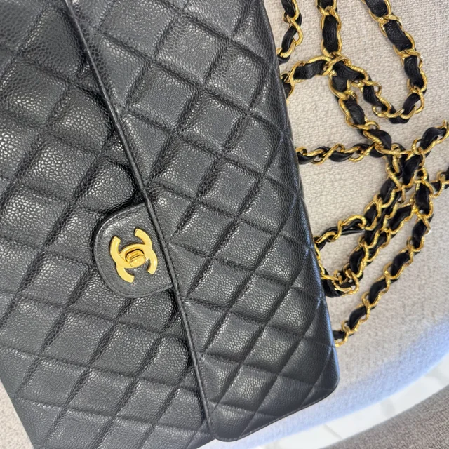 Chanel Large Single Flap Bag in 24K Gold Plated, caviar leather, Metal from Reowned, photo 5 of 9