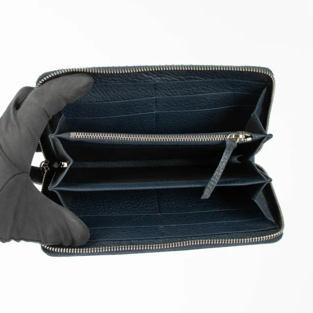 Balenciaga Blue Blackout City Zipped Wallet in Blue Leather from Labellov, photo 3 of 3