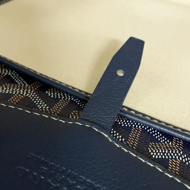 Goyard Sisal Bread Backpack Navy BlueCISALPMMLTY12CL12P PVC Leather in Navy Leather from GALLERY RARE, photo 7 of 13