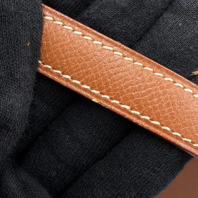 Hermès Kelly Sellier Gold Epsom Size 32 in Gold Epsom leather from GALLERY RARE, photo 13 of 18