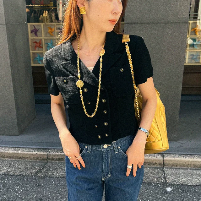 Chanel 1995 CC mark button short sleeve jacket #40 black in Black Wool from VINTAGE QOO TOKYO