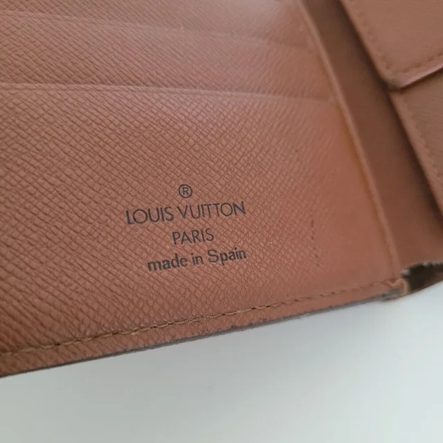 Vintage Men's Lv Brown Bi-Fold Leather Wallet Monogram Card Bill in brown|red Leather from Poshmark, photo 4 of 12