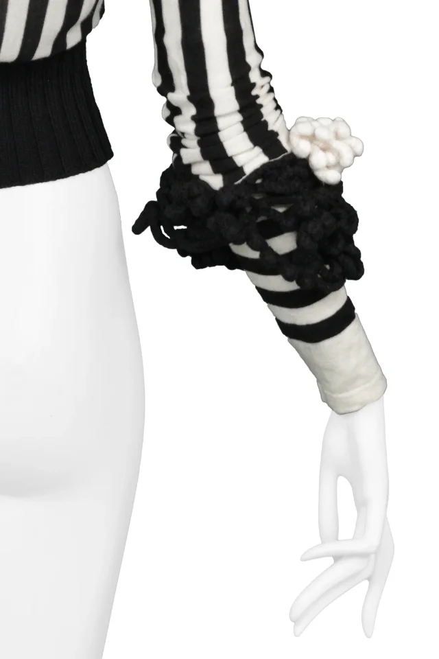 Chanel Black & White Knit Striped Top With Crochet Flowers. 2007 in Black Wool from Resurrection Vintage, photo 5 of 6