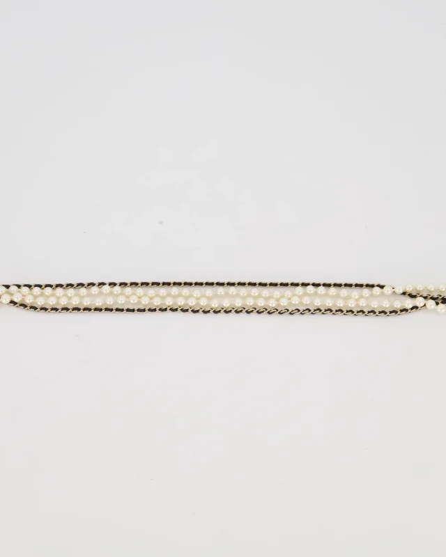 Chanel Gold Quilted Pearl Chain Necklace Featuring a Miniature Bag Pendant in Gold from Sellier, photo 5 of 7