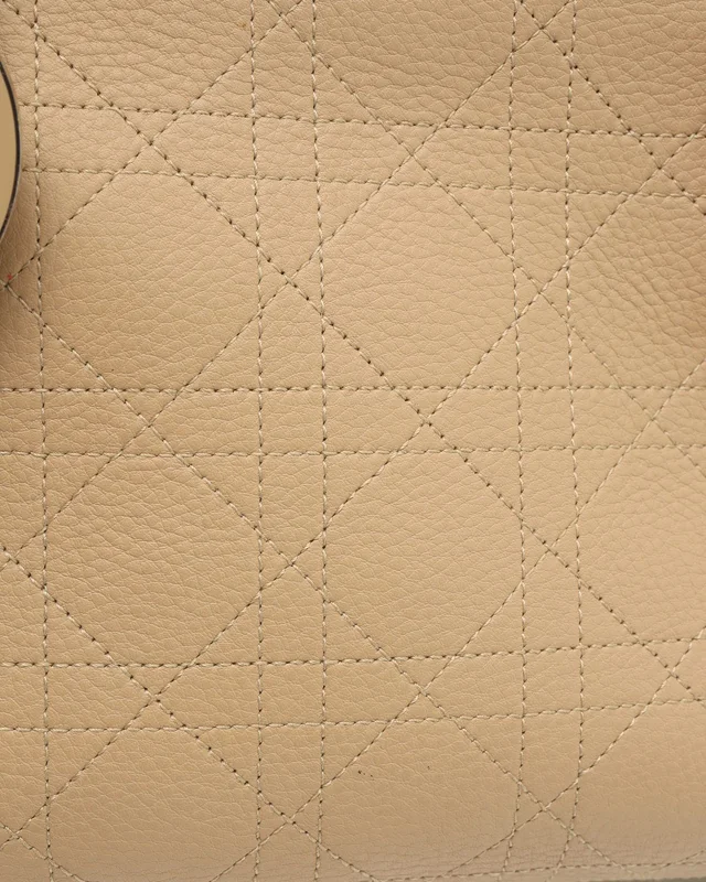 Dior Cannage D Buckle Tote Shoulder Bag in Leather from A Retro Tale, photo 7 of 13