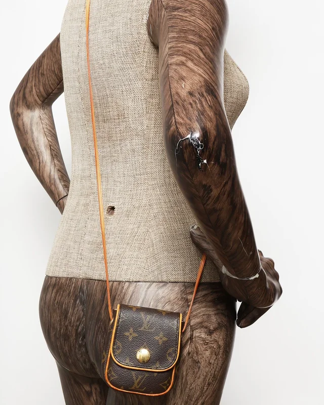 Louis Vuitton Monogram Pochette Cancun Brown Bag in Brown Coated canvas from A Retro Tale, photo 9 of 9
