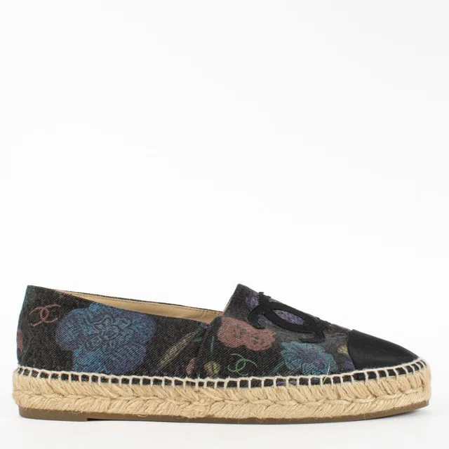 Chanel Floral CC Espadrilles - Size 40 from Labellov