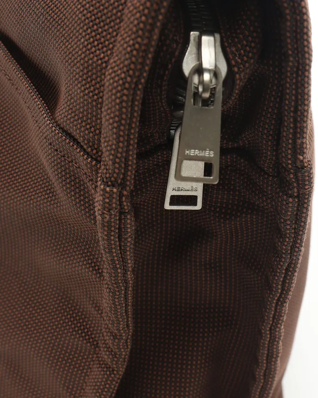 Hermès Herline Fourre-Tout MM Tote Bag in Canvas from A Retro Tale, photo 9 of 13